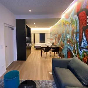 Apart Otel Blackhome I Contactless Check-in, Graz